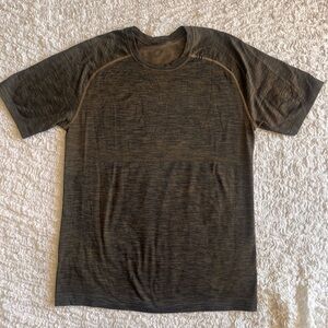 Lululemon Lightweight Metal Vent Tech Short Sleeve Crew Tee Mens Small